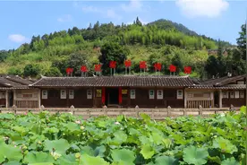 “现场课堂”让党史学习教育走“新”更入“心”火箭军某部官兵走进博物馆开展党史教育图片