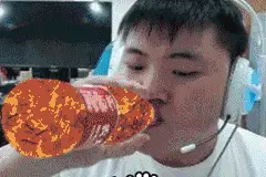假如LOL的英雄技能可以自选，你能否组装出一个最变态的英雄图片