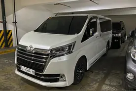 比埃尔法还豪华的超级商务车—格兰维亚，拥有四个独立航空座椅！图片