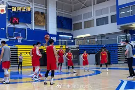 追光丨奥运落选赛：中国男篮“最硬一战”开启图片