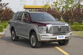 坦克500：3.0T+9AT！回头率赛大G！“保定陆巡”不是白叫的图片