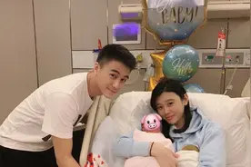 “第一名模”周丹薇嫁入豪门后，她的辛酸求子路，比你想象的还难图片