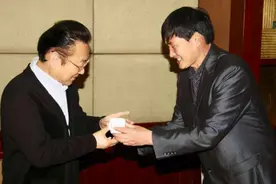 蒋大为卖唱无人捧场，背后是炮轰朱之文“自毁口碑”的巨大代价？图片