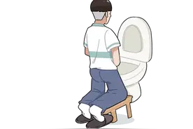 男人尿尿时，不尿到外面很难吗？为啥总是“瞄”不准？反省一下图片