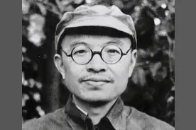 遵义会议后，取得最高指挥权的张闻天，晚年结局如何？图片