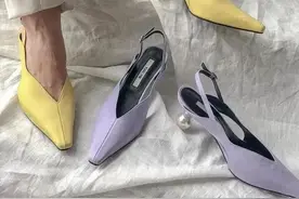 杨采钰法式风的秘密，都在脚上的这双穆勒鞋图片