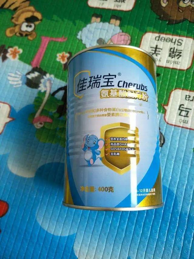 固体饮料冒充奶粉揭秘：医生拿提成，婴儿喝后营养不良