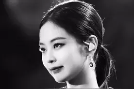 jennie太美了，眼睛鼻子嘴巴皮肤身材，没有一样是不好看的！图片