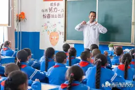 背上行囊，离开家乡，来看留学生传播海大“好声音”图片