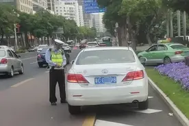 今天交警全市严查打尖插队，上千人吃罚单！发现有3个特点！图片