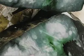 缅甸翡翠的“癣”图片
