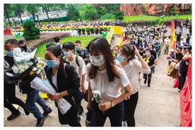 袁隆平遗体送别仪式举行，桂林委派代表团赴长沙追悼图片