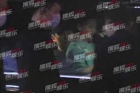 心疼秋瓷炫！童年悲惨为生存拍裸照，婚后老公于晓光还传绯闻图片