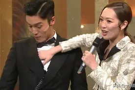 TVB颁奖礼，女主持为了量体温，竟把手伸进男明星衣服里乱摸图片