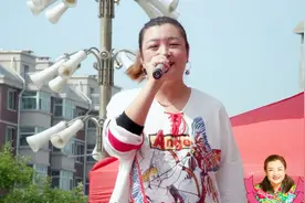 关姐唱一曲《你牛什么牛》节奏超有带动感，好听极了！