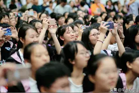 安徽又出“学霸”了！16岁高二男生，被3所世界名校选中图片