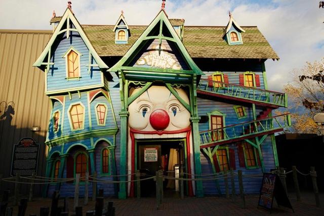 世界上最恐怖的鬼屋都长啥样?看得我笑(吓)尿