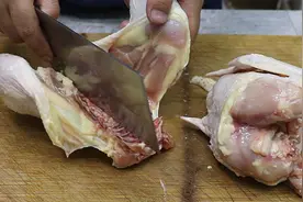 鸡肉不要炒着吃了，大厨教你这样做，鸡肉鲜嫩多汁，香辣又过瘾图片