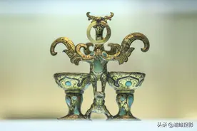 解放军挖防空洞挖出惊天大墓，出土上万件珍宝，创数项考古学之最图片