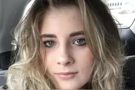 18岁女孩被诊断患有精神分裂症，她用画笔记录了自己看到的幻觉图片