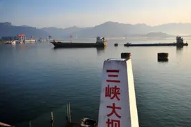 三峡大坝的混凝土：边吹空调，边吃刨冰可还行？图片