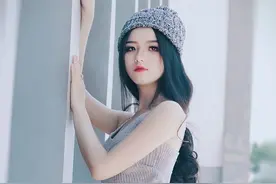 小说：高中生觉醒无限属性面板，每天属性全部翻倍，史上最强！图片