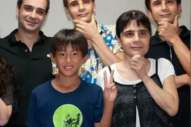 用3D打印做出的超逼真人皮面具图片