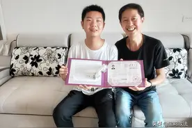 【掌上宝鸡】清华大学！我市首个高考录取通知书送达图片