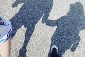 我专科学历，在迪拜当柜姐，分手富二代妈宝男后，如今又离婚了图片