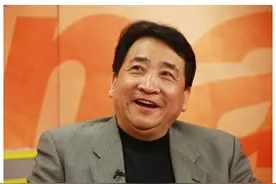 姜昆回应相声争议话题，带着眼泪笑被曲解，伦理哏流行是猎奇图片