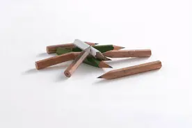 孩子学习是否认真，从笔的状态便可看出，4个级别你家孩子是哪个图片