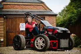 英国男子自制割草机打破世界纪录，时速可达230km/h，能正常工作图片