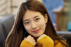 韩国国民初恋裴秀智出道10周年采访图片