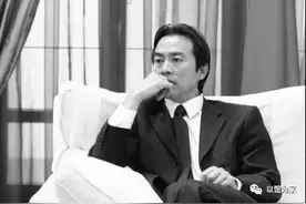 杜伟大使不幸去世，赵立坚：深切哀悼！外交部正尽力做好相关善后工作图片