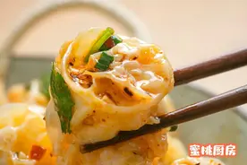 比凉皮还好吃的它，几毛钱做一大盘，3步就搞定，香到舔盘图片