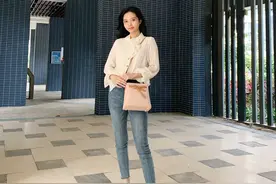 简佰格文艺绑结撞色水桶包图片