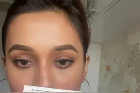 印度知名女演员米米被骗，接种假疫苗身体出病症，受害者超250人图片