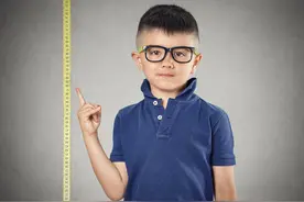 儿童身高发育参照表，男孩女孩都齐全，看看你家孩子达标没图片