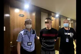 渣！厦门54岁“优质男”，同时交往10多个女友，骗走30万图片