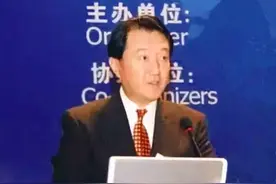 他16岁考上北大，加入澳籍后让国家损失七千亿，现状如何？图片