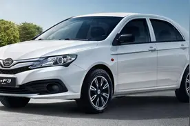 5万元落地的比亚迪F3 可能是最便宜的紧凑型轿车了图片