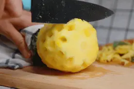 云南有片“菠萝海”自带香水味，河口香水小菠萝，清甜不涩口图片