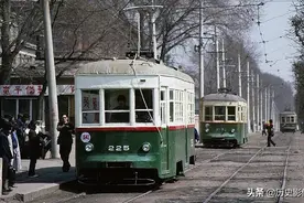 80年代的长春：遍布街头的有轨电车，几代长春人的记忆图片