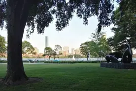 重磅！美国移民局暂定5月4日重新开放！图片