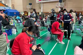 儿童接种疫苗后是否会有不良反应？低烧怎么办？专家解答→图片