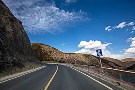 川藏线穷游女想搭车？必须满足司机3个条件，缺一个都上不了车图片