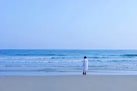不要打扰一个，心里没你的人图片