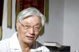 广东将军级教授：研制中成药治头痛，有效率达97%，82岁仍坚持出诊！图片