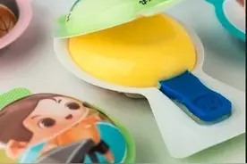 “儿童奶酪棒”食安舆情榜：妙可蓝多品牌钠含量高 位列差评榜第一名图片