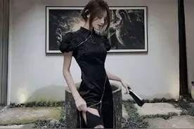 旗袍黑丝为何会大火？看看吉祥就知道，网友：解说界尤物图片